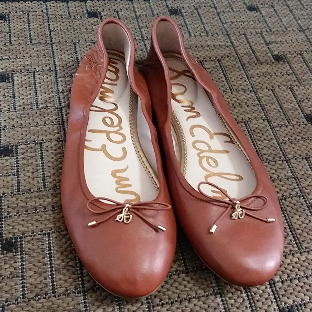 San Edelman brown leather flats